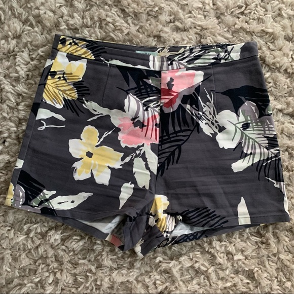 Anthropologie High Waisted Shorts. - Picture 1 of 3